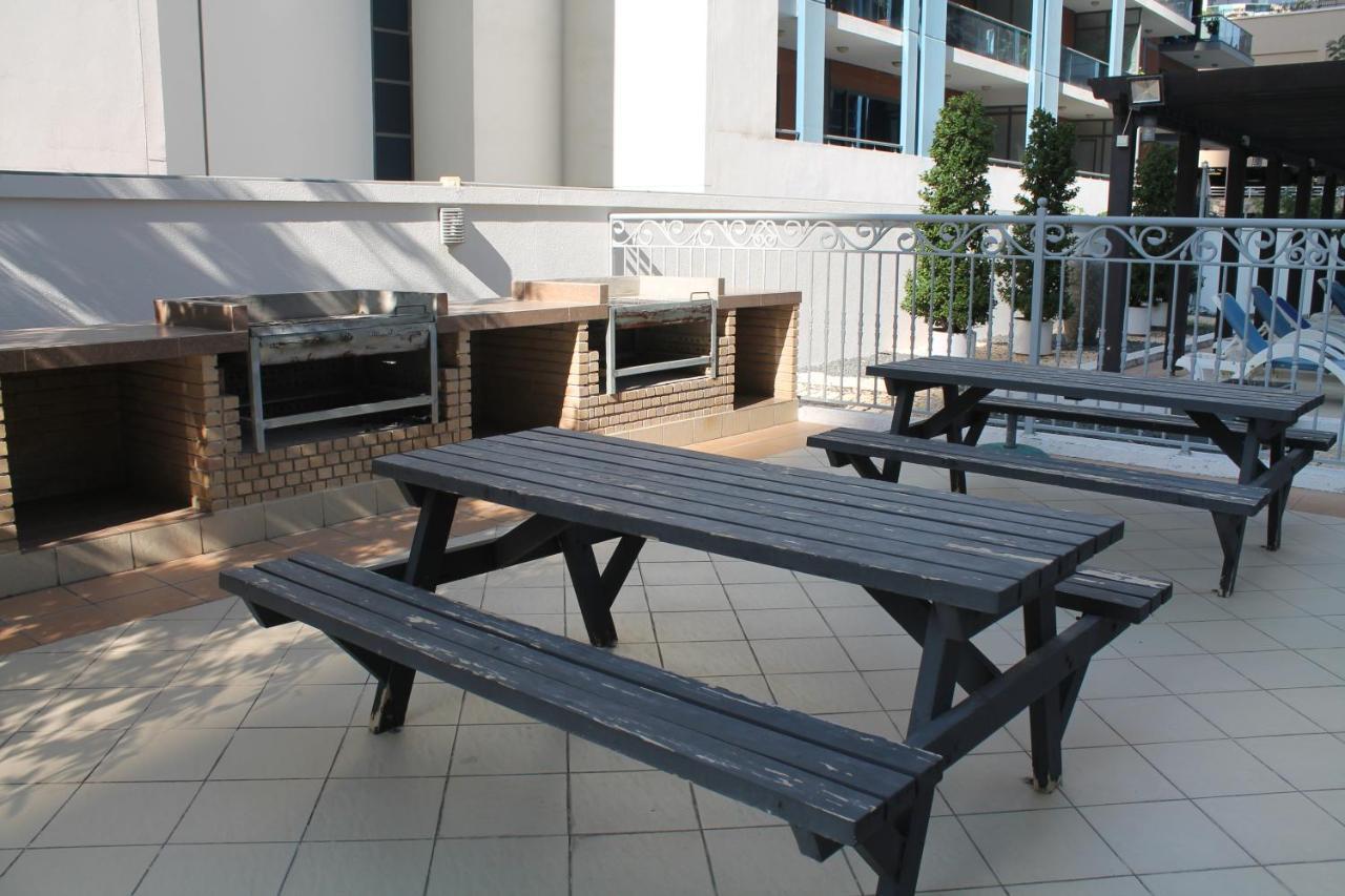Newly Furnished One Bedroom Apartment Next To Metro & Beach In Marina Residence دبي المظهر الخارجي الصورة