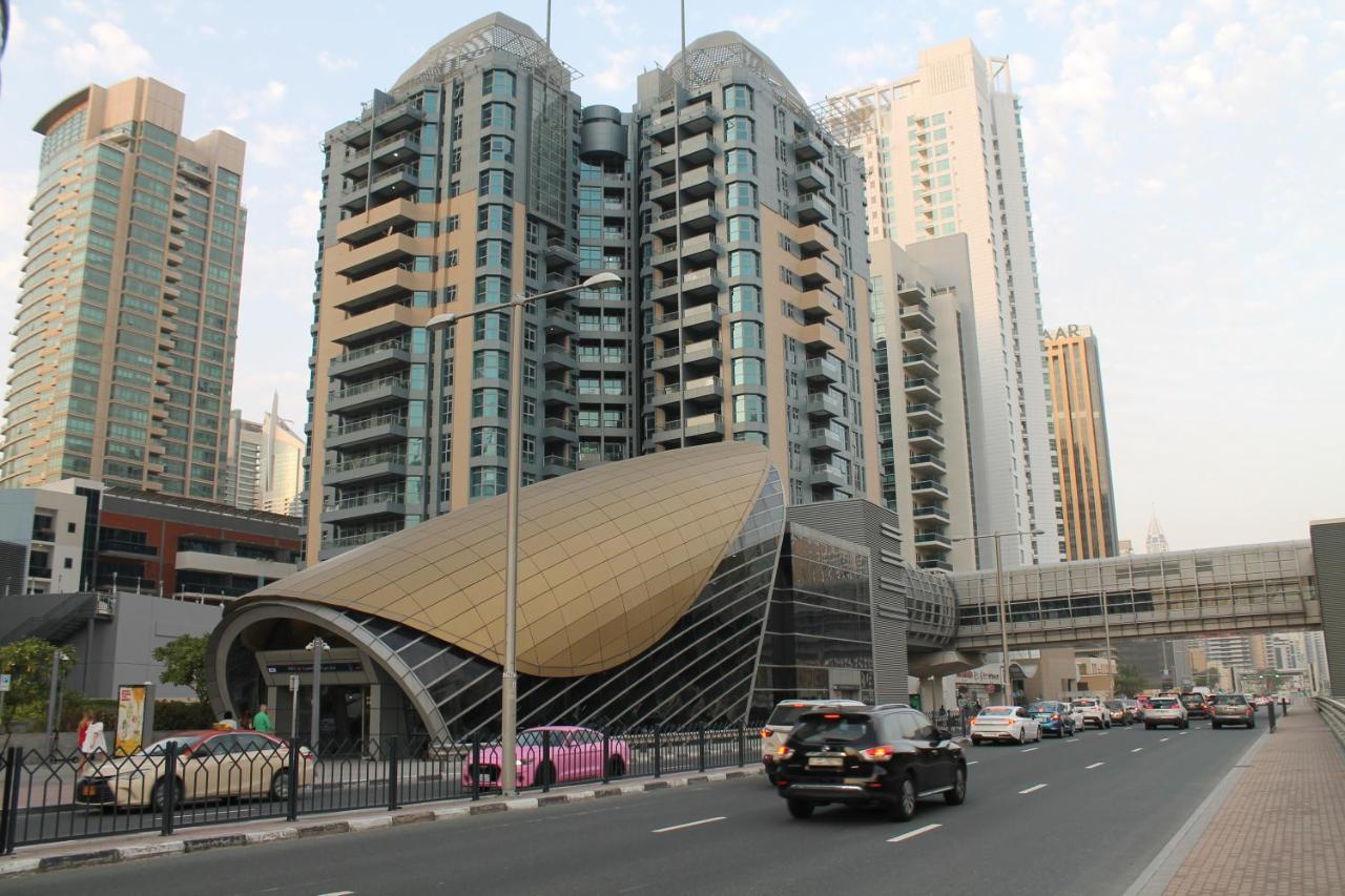 Newly Furnished One Bedroom Apartment Next To Metro & Beach In Marina Residence دبي المظهر الخارجي الصورة